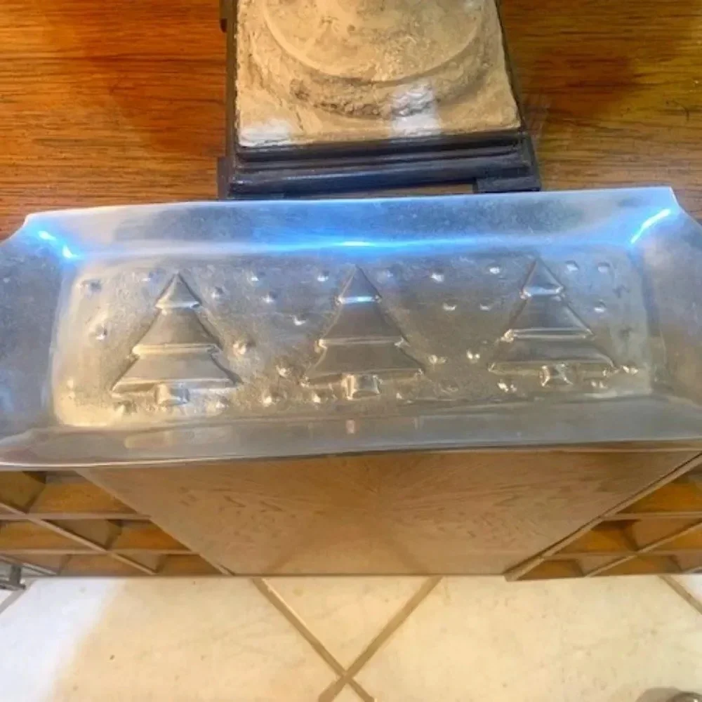Silver Christmas‎ tree tray/platter